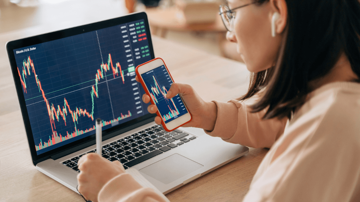 Valuing Financial Stocks During Uncertainty